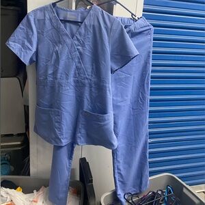 Scrubs By GREYS ANATOMY PROFESSIONAL WEAR BY BARGO